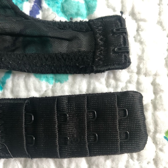 Used.  Push-Up Lace Bra. - Picture 4 of 8